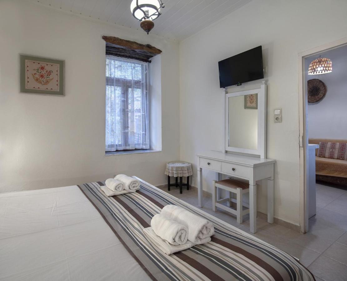 Feneri- Cozy Apartment 20' From Elafonisi Beach Perivolia  外观 照片
